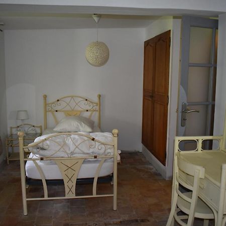 Le Moulin,19 Bis Rue De Beaudon, 45330 Augerville La Riviere Trezan Exterior photo